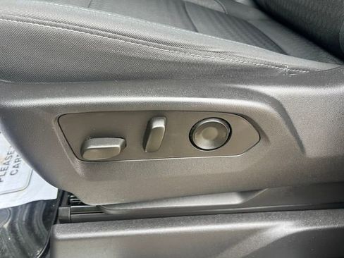 Certified 2023 Chevrolet Silverado 1500 LT AWD/4WD image 15