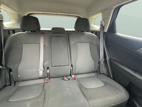 Used 2023 Kia Sportage LX image 18