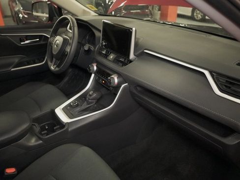 Certified 2024 Toyota RAV4 XLE image 22