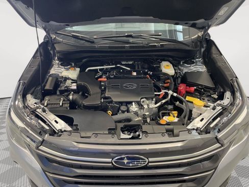 Certified 2025 Subaru Forester Premium AWD/4WD image 9