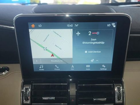Used 2019 Lincoln Navigator Select w/ Technology Package RWD image 21