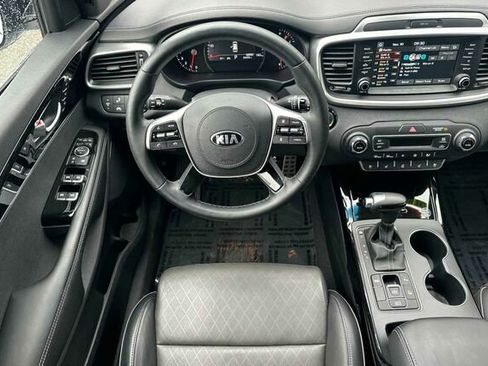 Used 2019 Kia Sorento SX image 14