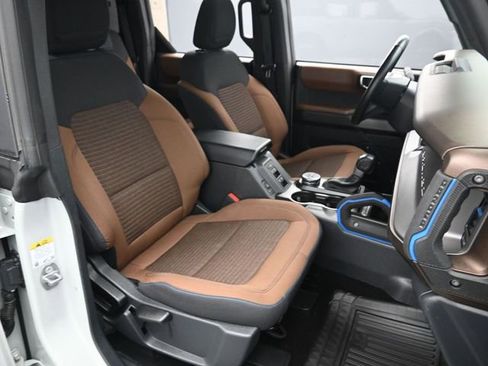 Used 2022 Ford Bronco Outer Banks image 27