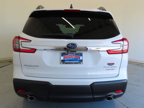 New 2026 Subaru Ascent Limited image 5