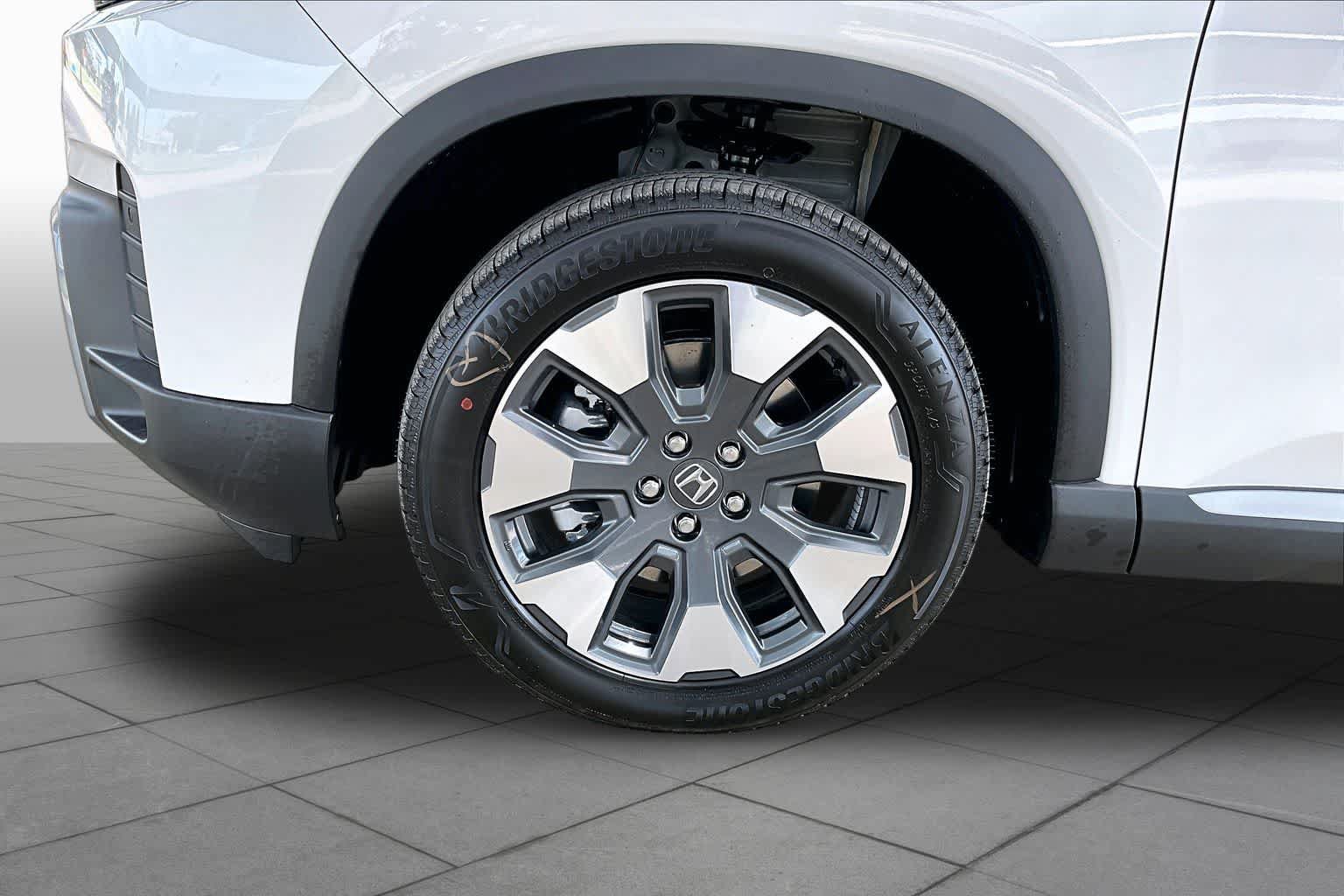 New 2026 Honda Pilot Elite image 11