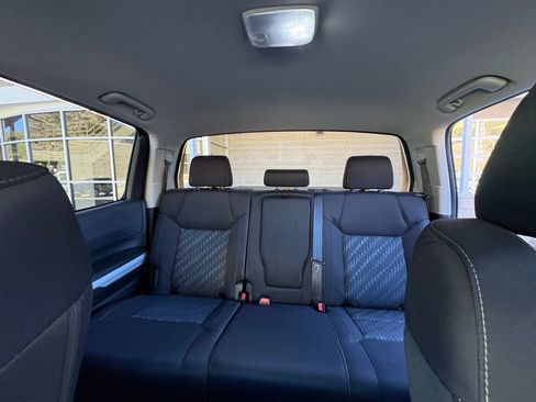 Used 2021 Toyota Tundra SR5 w/ Trail Edition image 6