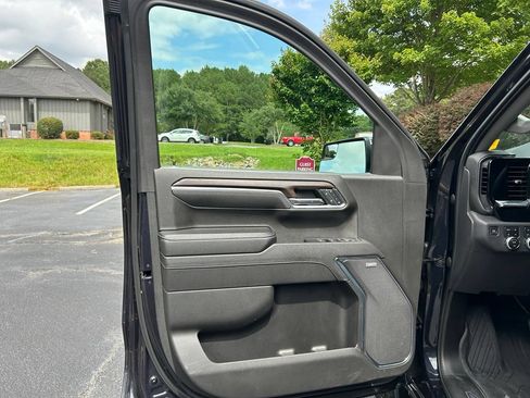 Used 2023 GMC Sierra 1500 SLT w/ SLT Premium Package AWD/4WD image 58