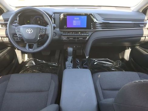 Certified 2025 Toyota Camry LE w/ Convenience Package FWD image 14