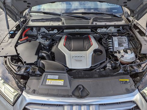 Used 2019 Audi SQ5 Premium image 48