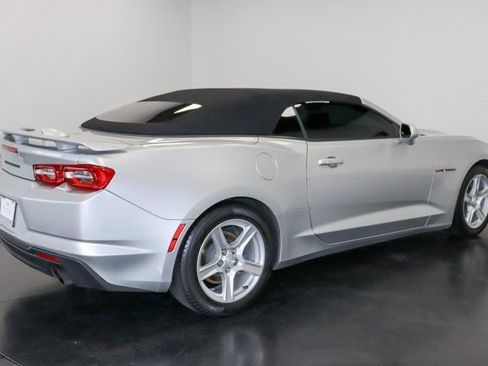Used 2019 Chevrolet Camaro LT image 5