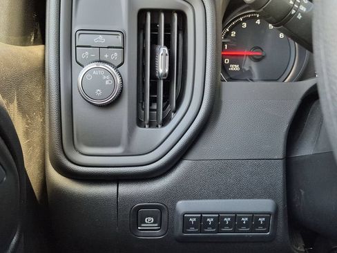 New 2026 GMC Sierra 3500 Pro w/ Convenience Package RWD image 19