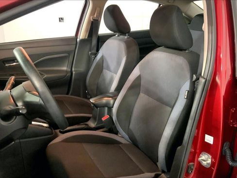 Used 2025 Nissan Versa SV FWD image 22