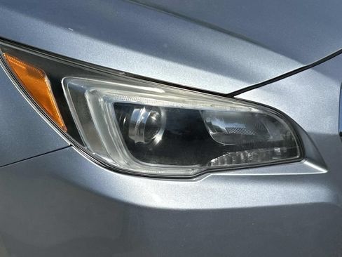 Used 2017 Subaru Legacy 2.5i Limited AWD/4WD image 10