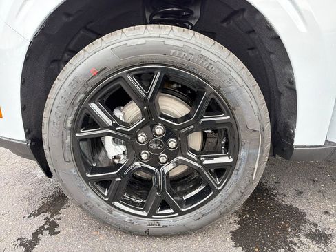 New 2026 Ford Maverick Lariat w/ Black Appearance Package image 26