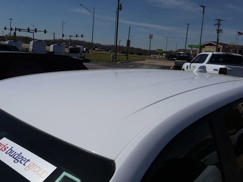 Used 2025 Chevrolet Equinox LT image 4