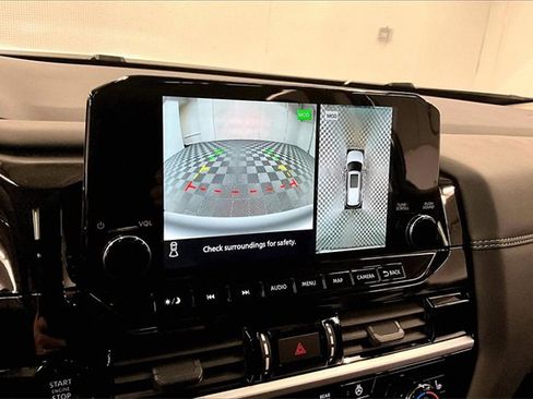 New 2025 Nissan Pathfinder Platinum w/ Lighting Package (N93) image 25