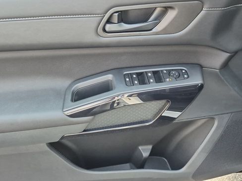 New 2026 Nissan Pathfinder SV FWD image 13