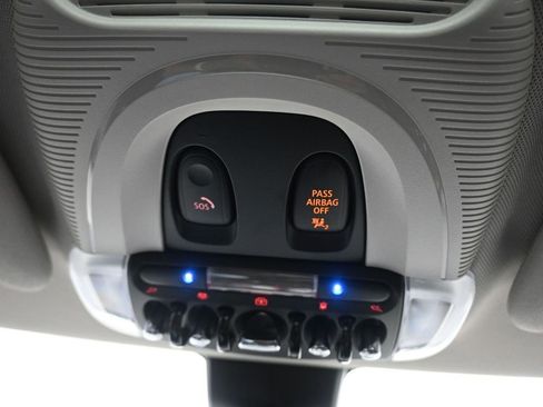 Used 2022 MINI Cooper S image 25