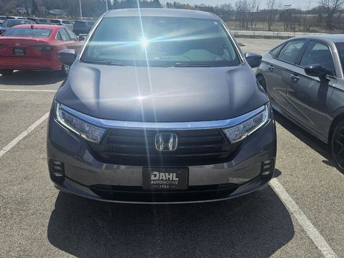 Used 2024 Honda Odyssey EX-L image 2