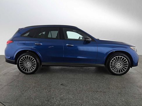 Used 2026 Mercedes-Benz GLC 300 4MATIC image 2