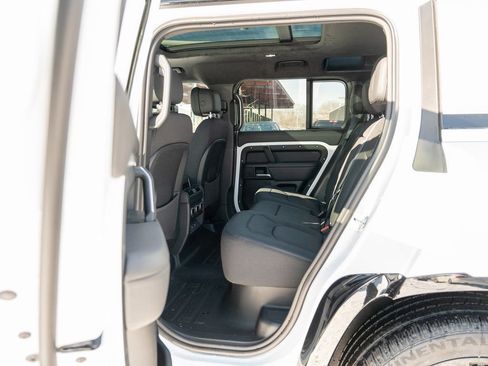 New 2025 Land Rover Defender 110 V8 image 20