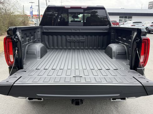 New 2026 GMC Sierra 1500 SLT w/ SLT Premium Plus Package image 4