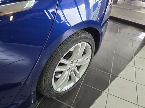 Used 2015 Tesla Model S 70D image 33