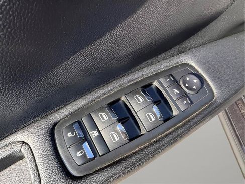 Used 2015 Maserati Ghibli RWD image 16