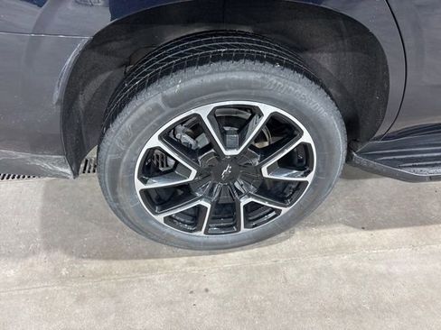 Used 2023 Chevrolet Tahoe RST w/ Luxury Package image 7