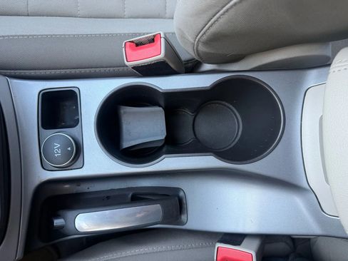 Used 2016 Ford C-MAX SE w/ Interior Protection Package image 23