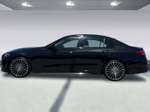 Used 2022 Mercedes-Benz C 300 Sedan image 2
