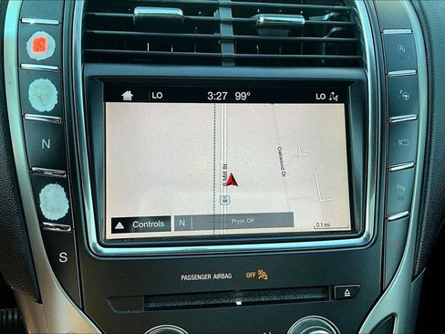 Used 2019 Lincoln Nautilus Reserve FWD image 24