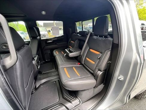 Used 2025 GMC Sierra 1500 AT4 w/ AT4 Premium Package AWD/4WD image 22