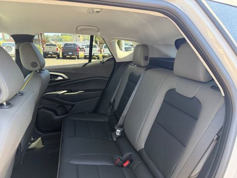 New 2026 Chevrolet Trax ACTIV FWD image 30