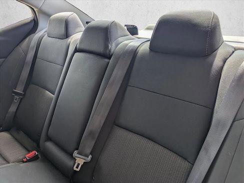 Used 2024 Nissan Altima 2.5 SV image 13