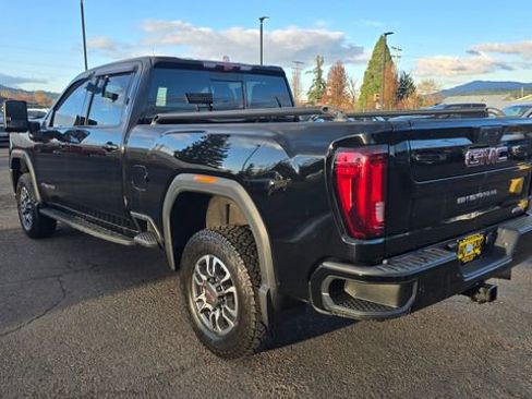 Used 2021 GMC Sierra 2500 AT4 w/ AT4 Preferred Package image 6