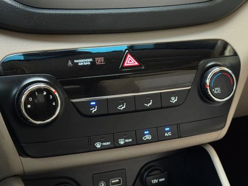Used 2017 Hyundai Tucson SE w/ SE Popular Package 02 FWD image 33