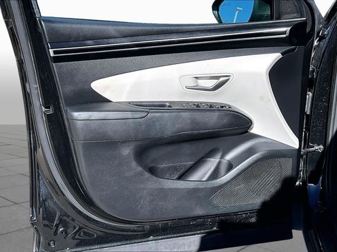 Used 2022 Hyundai Tucson SEL FWD image 17