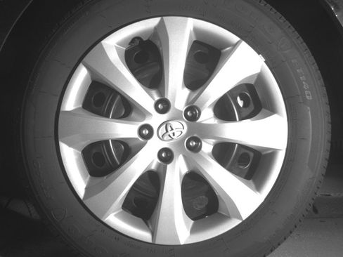 Used 2025 Toyota Corolla LE FWD image 14