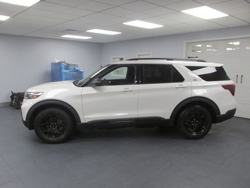 Used 2022 Ford Explorer Timberline image 7