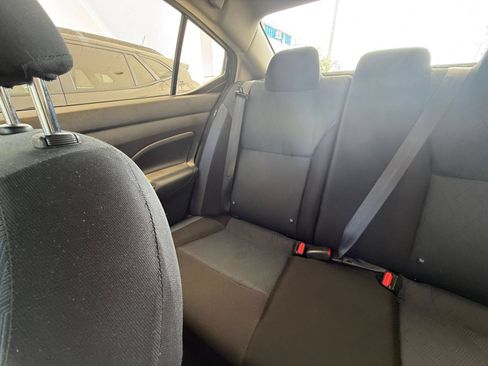 Used 2025 Nissan Versa SV FWD image 37