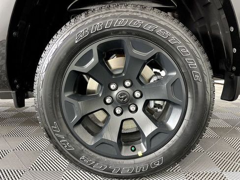 New 2026 RAM 1500 4x4 Crew Cab image 11