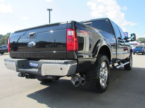 Used 2014 Ford F250 Lariat w/ Lariat Ultimate Package image 7
