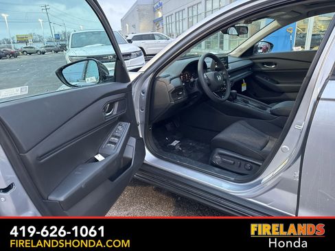 New 2026 Honda Accord SE image 11
