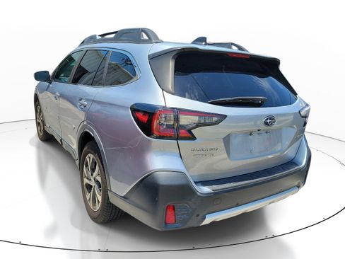 Used 2020 Subaru Outback Limited AWD/4WD image 4
