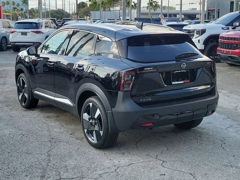 Certified 2025 Nissan Kicks SR FWD image 5