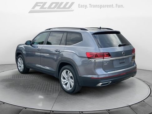 Certified 2021 Volkswagen Atlas SE image 6