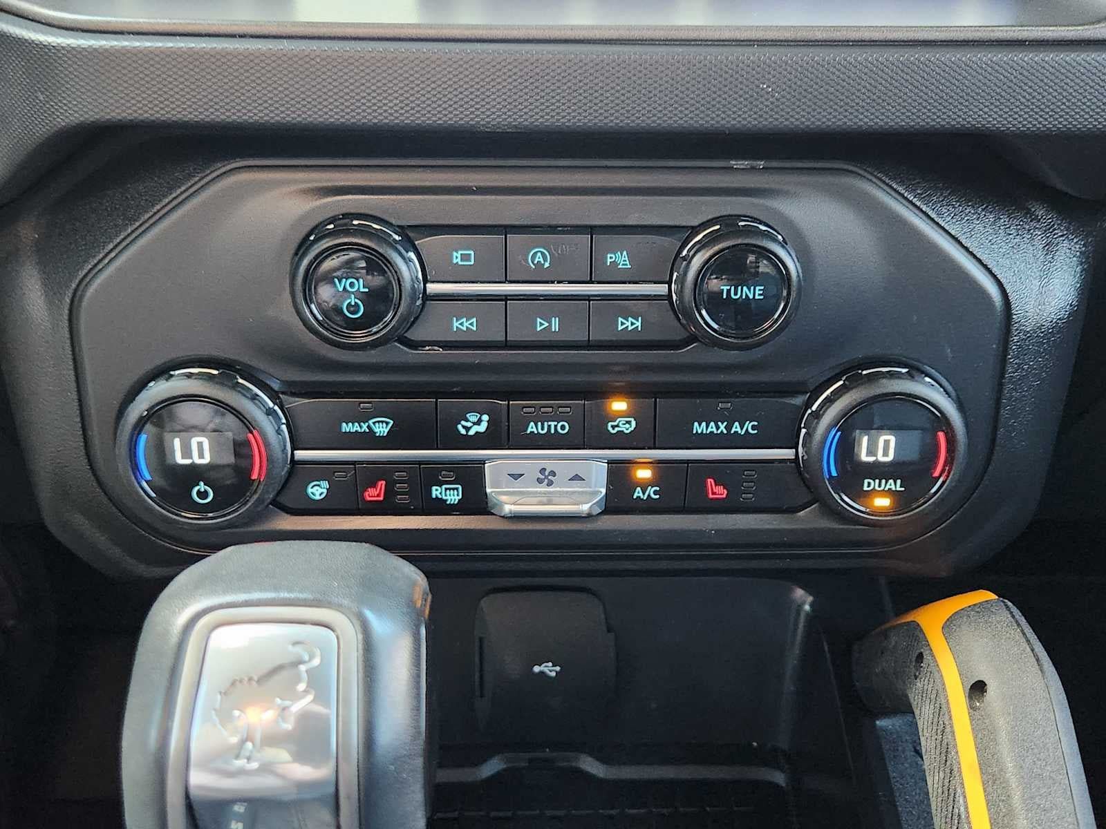 Used 2024 Ford Bronco Badlands AWD/4WD image 21