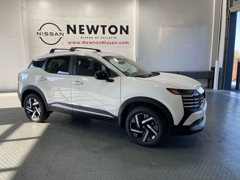 New 2026 Nissan Kicks SV w/ SV Premium Package FWD image 1