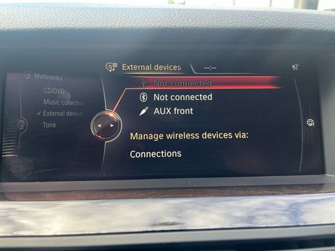 Used 2016 BMW 528i xDrive Sedan AWD/4WD image 9
